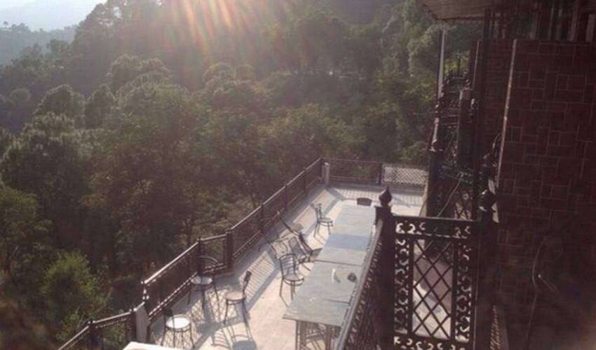 Hotel Neelkanth, Dharampur 4
